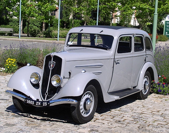 201-M_A6-A6Y_Limousine_1936-1937_010_580