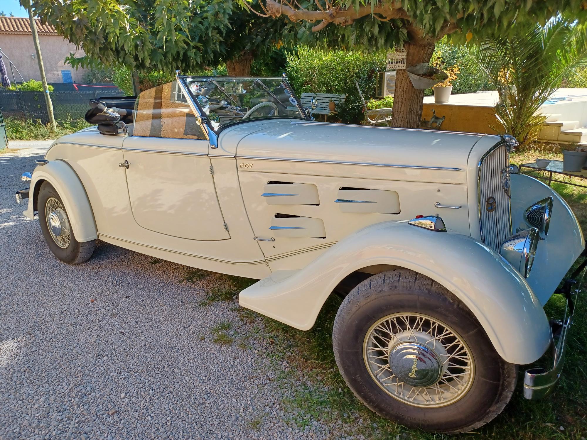 601 roadster à vendre